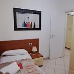 Tony In * Μπαρντολίνο