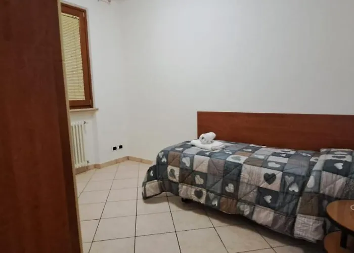 Tony In Apartman Bardolino