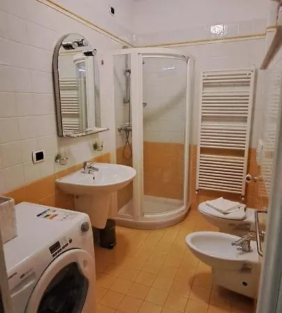 Tony In Appartamento